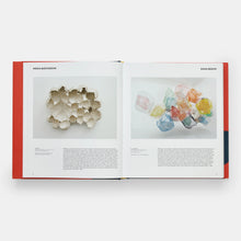 Load image into Gallery viewer, Great Women Sculptors
